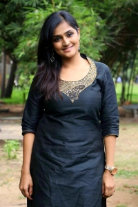 ramya-nambeesan-latest-photo-gallery-00253