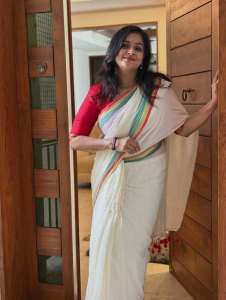 ramya-nambeesan-latest-photos