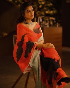 ramya-nambeesan-photos-in-orange-saree-001