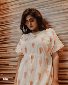 ramya-nambeesan-profile-photos-005