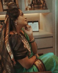 ramya-nambeesan-profile-photos-012