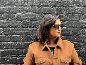 ramya-nambeesan-simple-makeup-ideas-photos-001