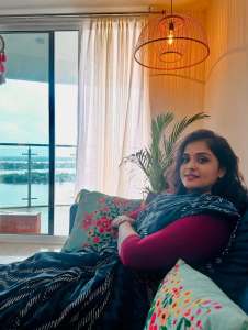 ramya-nambeesan-simple-makeup-ideas-photos-002