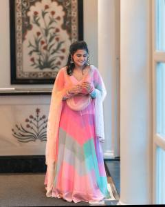 remya-nambeesan-in-multicolour-anarkali-dress-photos