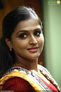 remya-nambeesan-latest-stills78-00452