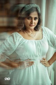 remya-nambeesan-makeup-photoshoot-012
