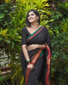 remya-nambeesan-new-photos-in-black-saree-003