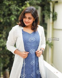 remya-nambeesan-new-photoshoot-in-western-style-006