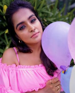 remya-nambeesan-new-photoshoot-in-western-style-019