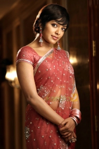 6258rima_kallingal_stills_057-002