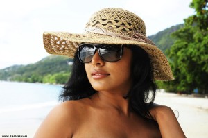9971rima_kallingal_pics_33-005