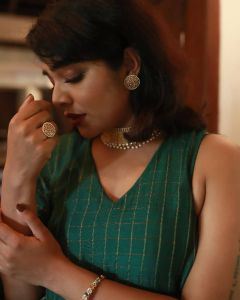 actress-rima-kallingal-christmas-photoshoot-003