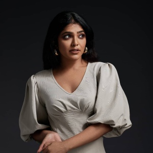rima-kallingal-fashion-dress-in-black-colour-017