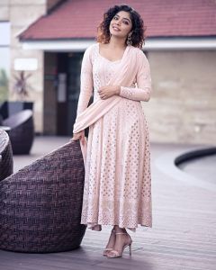 rima-kallingal-latest-photos-007