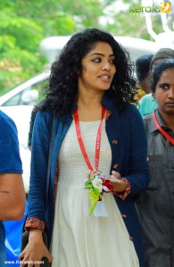 rima-kallingal-latest-photos-102-0077