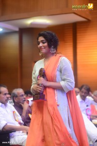 rima-kallingal-latest-stills-998-00295