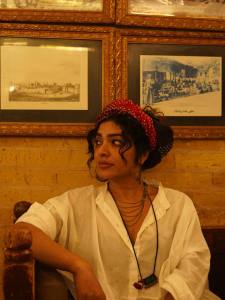 rima-kallingal-messy-look-hairstyle-photos-004