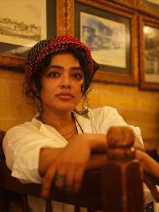 rima-kallingal-messy-look-hairstyle-photos-005