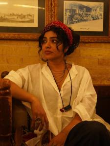 rima-kallingal-messy-look-hairstyle-photos-007