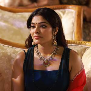 rima-kallingal-new-glamour-look-photos-003