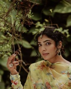 rima-kallingal-trip-photo-and-photoshoots-015