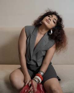 rima-kallingal-viral-latest-photos-004