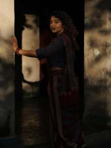 rima-kallingal-wearing-ajrak-print-dress-photo-010