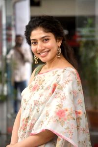 Actress Sai Pallavi New Images in Floral Saree