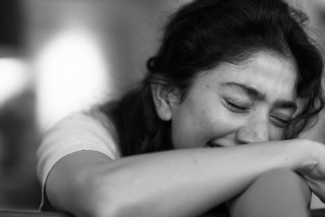 actress-sai-pallavi-stylish-look-photos-002