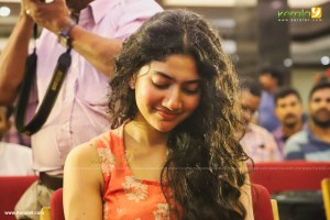 sai pallavi latest images 0932-001