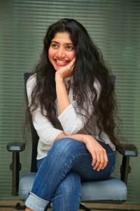 sai-pallavi-latest-photos-021-003