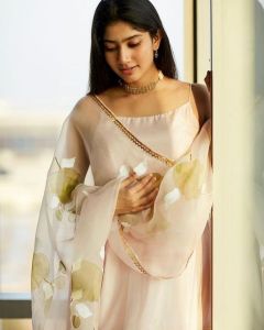sai-pallavi-latest-photos-0542-005