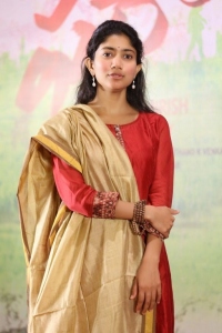 sai-pallavi-latest-photos-111-01089