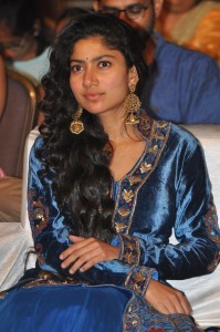sai-pallavi-latest-photos-123-00823
