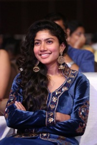 sai-pallavi-latest-photos-445-00486