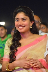 sai-pallavi-latest-photos-in-saree-092-0027