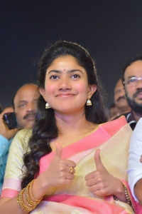 sai-pallavi-latest-photos-in-saree-092-00751
