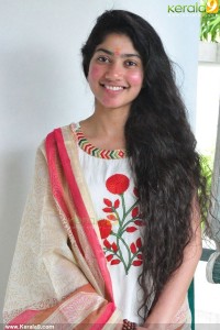 sai-pallavi-latest-pics-200-0016