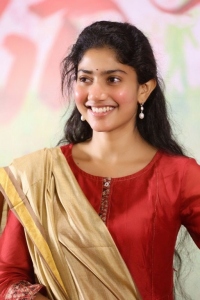 sai-pallavi-latest-pics-22228