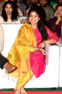 sai-pallavi-latest-pics-44418