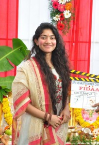 Actress Sai Pallavi Stills @ Fidaa Movie Opening