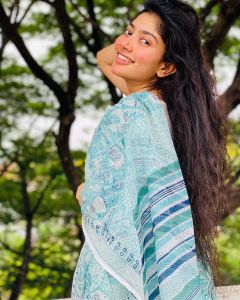 sai-pallavi-latest-saree-photos-952-001