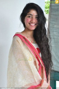sai-pallavi-latest-stills-159-0011