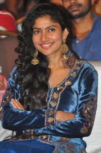 sai-pallavi-latest-stills-55644
