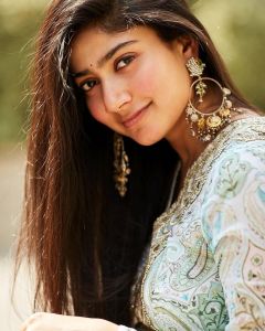 sai-pallavi-makeup-look-002