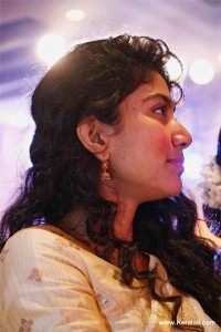 sai pallavi new photos-10