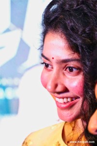sai pallavi new photos-13