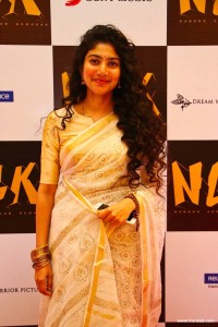 sai pallavi new photos-17