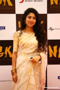 sai pallavi new photos-7