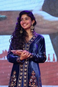 sai-pallavi-photos-445-00475